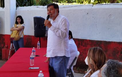 Malos gobiernos no es tema exclusivo de la derecha, dice Fernández Noroña