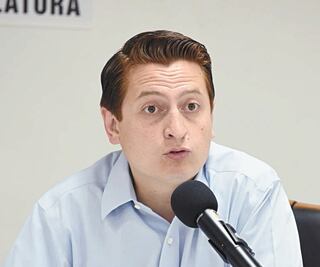 Alcalde de Morena en Cuauhtémoc, mal y de malas