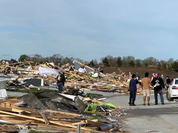 Emiten alerta por tornados para partes de Kansas, Oklahoma y Texas