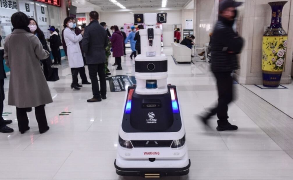 Pese a ser útiles ante Covid-19, humanos temen más a los robots