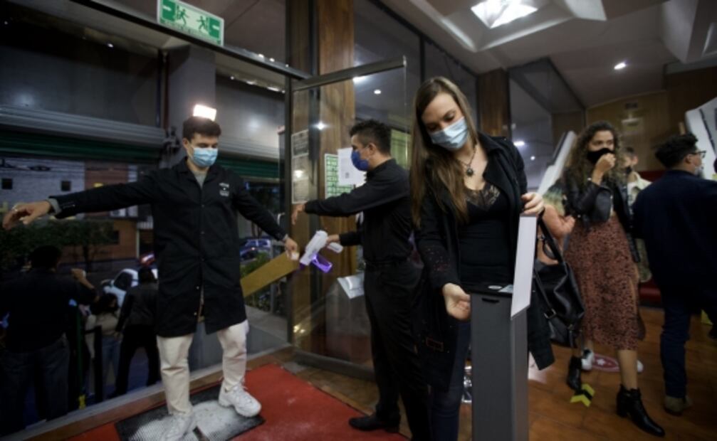 Elecciones, Kamala Harris y un mes del derrumbe del Metro, en las fotos de la semana