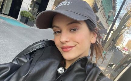 ¿Rosalía confirma el regreso de las cejas ultrafinas?