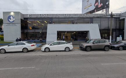 Paquita la del Barrio es velada en Xalapa a puerta cerrada