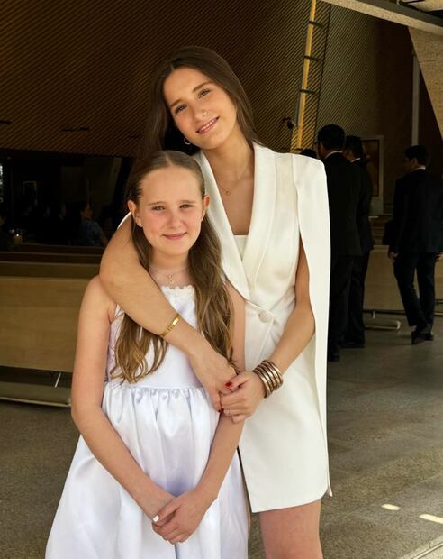 Alexa Miranda (10) y Elisa Marie (15) son las hijas de Geraldine Bazán y Gabriel Soto.
Foto: Instagram