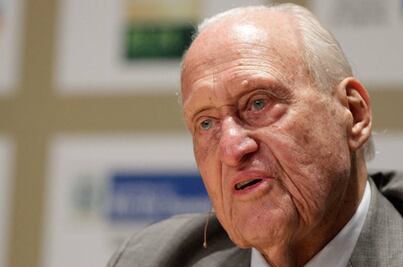 Hospitalizan a Joao Havelange