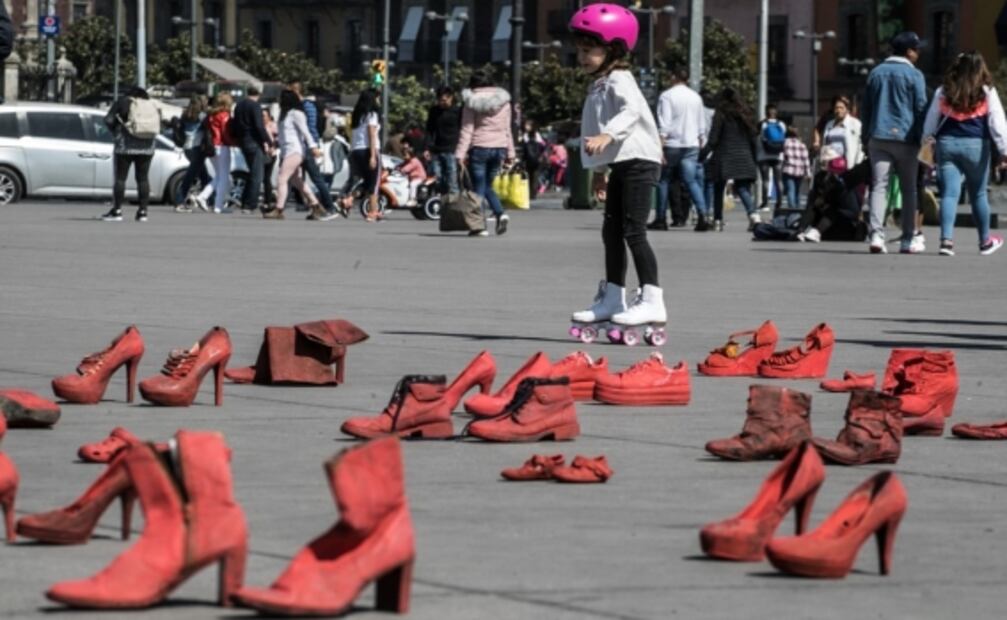 Red shoes: Mexican women protest against femicide and gender violence