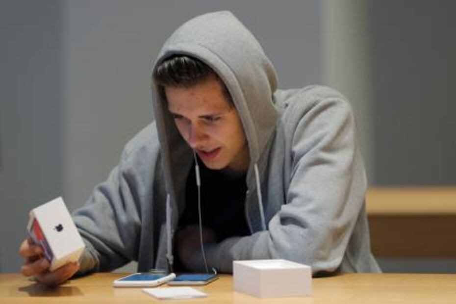 Hacen largas filas en todo el mundo para conseguir un iPhone X