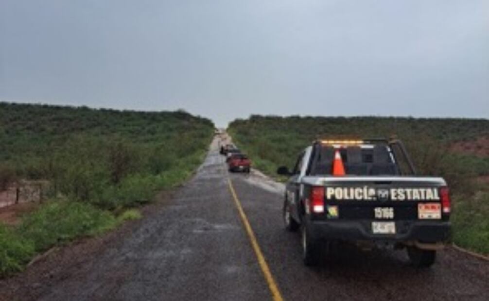 Intensas lluvias en Sonora dañan la carretera de Bavispe a Bacerac en Sonora (18/08/2025). Foto: Especial