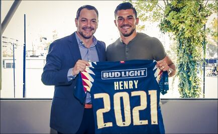 Ya sin Oribe, el América renueva a Henry Martín