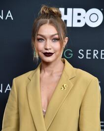 El look de Gigi Hadid perfecto para la oficina