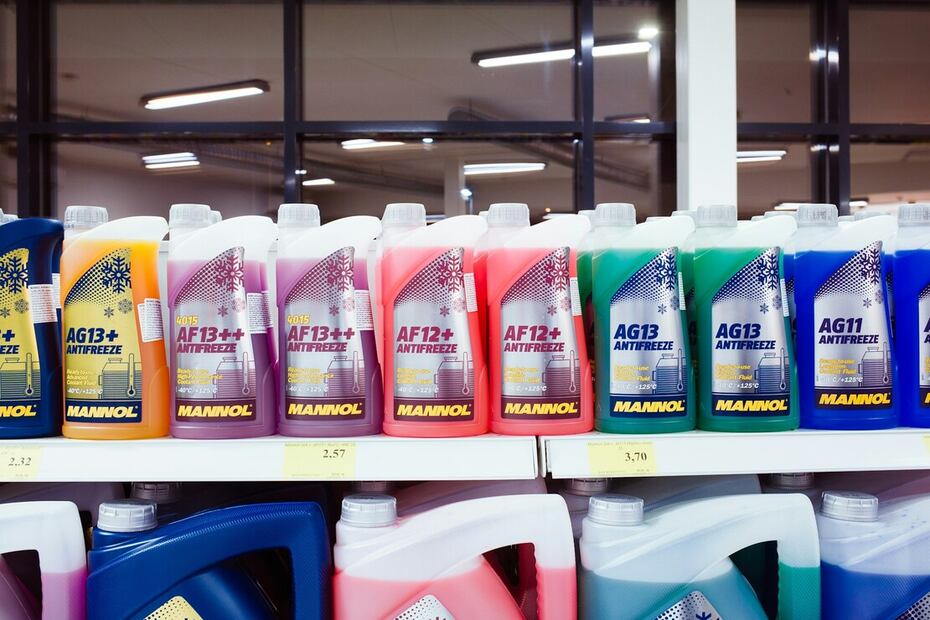 Anticongelante para el auto. Foto: Unsplash