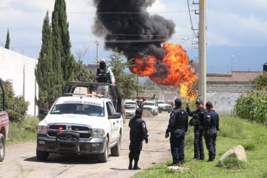 Reportan fuerte explosión en ducto de Pemex en Amozoc, Puebla