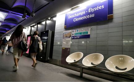 Metro de París celebra victoria de la selección francesa en el Mundial