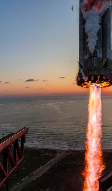 El Starship de SpaceX despega desde Starbase cerca de Boca Chica, Texas. Foto: Vía Space X.