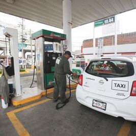 Asaltos pegan a gasolineras de Toluca