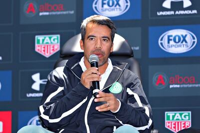 Los clásicos ante Chivas hay que ganarlos como sea: Pável Pardo 