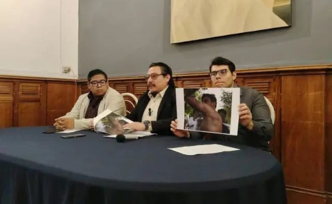 En conferencia de prensa, exalumnos de la BUAP piden reapertura de caso del 2015 contra el exrector de la BUAP, Alfonso Esparza Ortiz. Foto: Especial