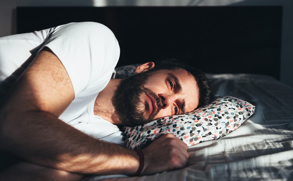 s. Estas variaciones afectan su estado de ánimo, deseo sexual y otras funciones corporales, aunque muchas veces pasan desapercibidas. Foto: Canva