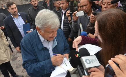 Andrés Manuel López Obrador se reúne con "El Bronco"