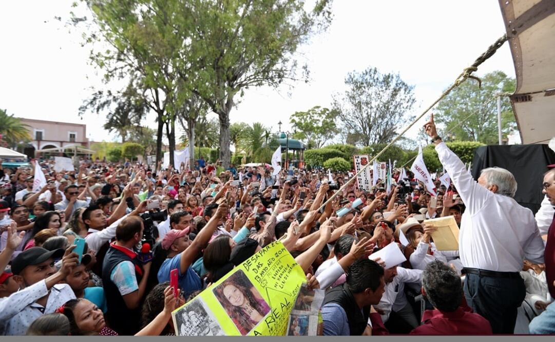 Andrés Manuel López Obrador estuvo en Cadereyta, Qro. Foto: Valente Rosas/El Universal