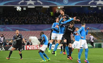 Real Madrid derrota al Nápoles y avanza a cuartos de la Champions