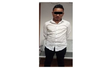 Detienen a hombre por presunta agresión sexual contra menor en el Metrobús