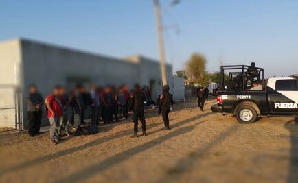 Detienen a cuatro presuntos polleros y aseguran a 32 indocumentados en NL