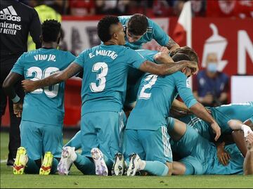 El Real Madrid remontó gracias a Benzema y venció de visita al Sevilla