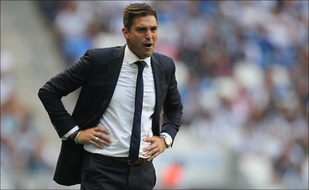 Diego Alonso pone el ejemplo a los técnicos mexicanos