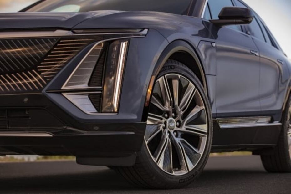 Cadillac Lyriq 2023: Así se maneja el SUV más futurista de la marca