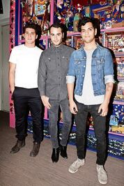 Reik deja atrás el estilo romántico de sus inicios