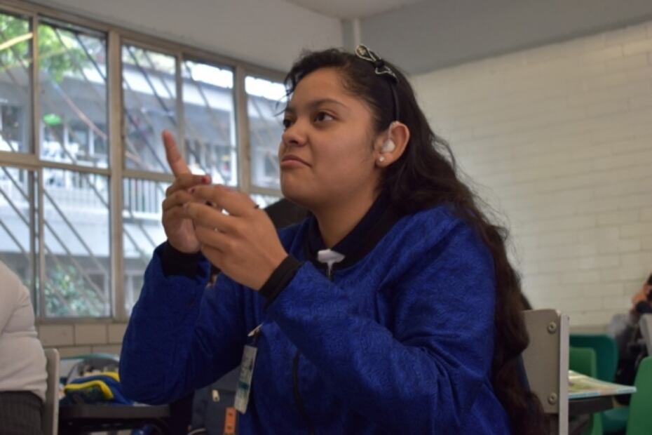 “Si estuviera solo, quién me avisa que está temblando”; así vivieron alumnos sordos el sismo en CDMX