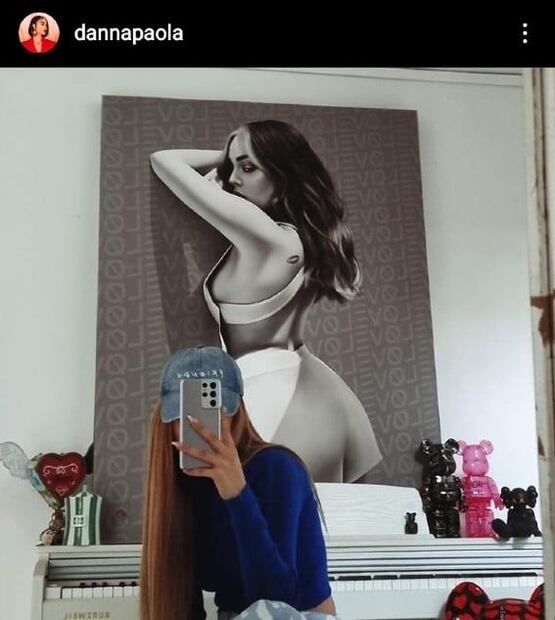 Danna Paola se une a la tendencia de la tanga visible