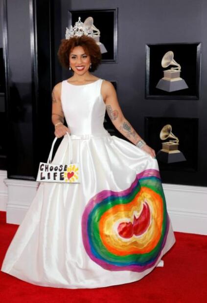 Las peor vestidas de los premios Grammy 2018