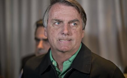 Bolsonaro lideró intentona golpista, señala magistrado; analizan si se abre juicio contra el expresidente de Brasil