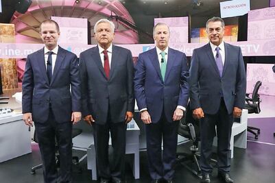 Candidatos ofrecen más conectividad a internet