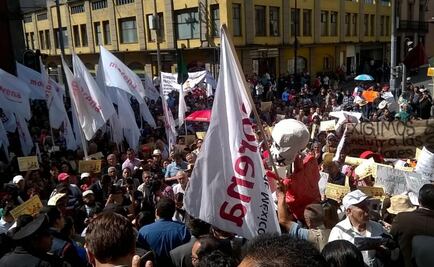Morena protesta antes de elegir a Mesa Directiva de ALDF