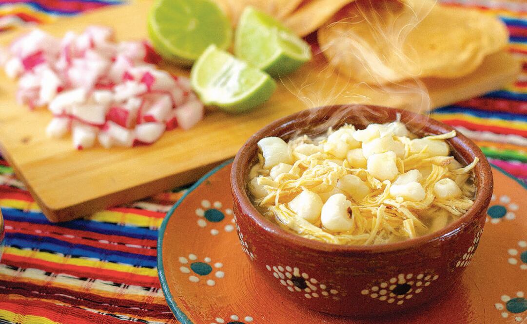 Take a look at these 10 cookbooks so you can learn how to cook authentic Mexican food at home! - Photo: File Photo/EL UNIVERSAL