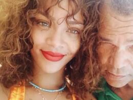 Rihhana está de luto, muere su padre Ronald Fenty