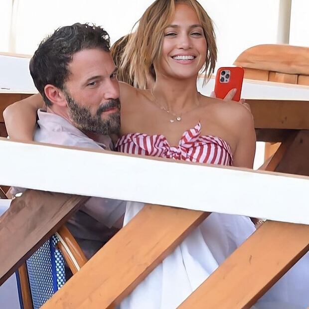 Ben Affleck y su aventura con Jennifer López (Fuente Instagram @jlo_and_benaffleck)
