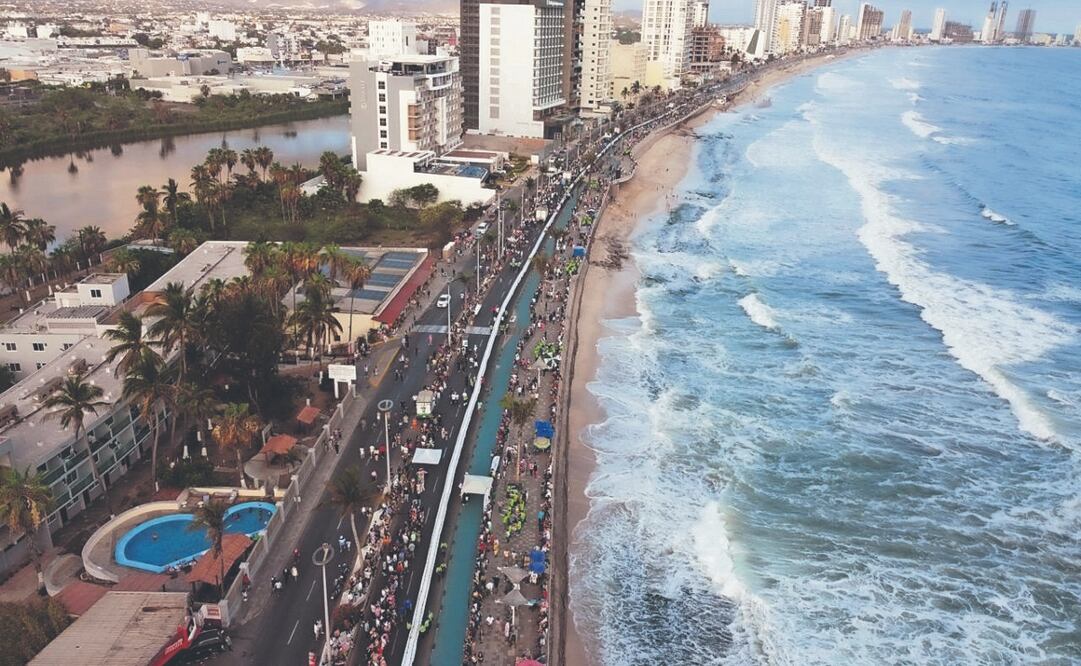 Mazatlán es el principal sitio turístico de Sinaloa. Empresarios han organizado algunos eventos para atraer a viajeros. Foto Especial