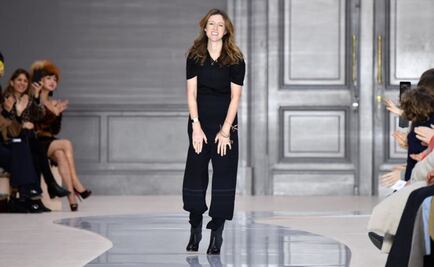 Clare Waight Keller deja la dirección creativa de Givenchy