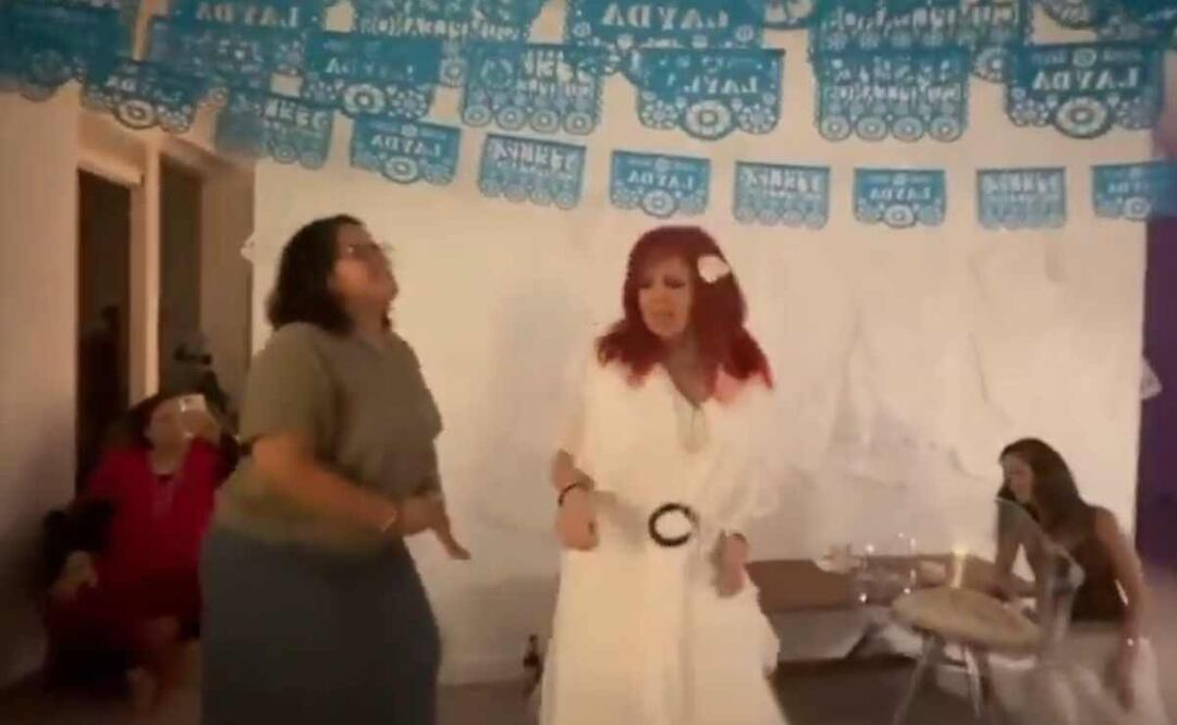 Layda Sansores, gobernadora de Campeche, festejando su cumpleaños. Foto: Captura de video.