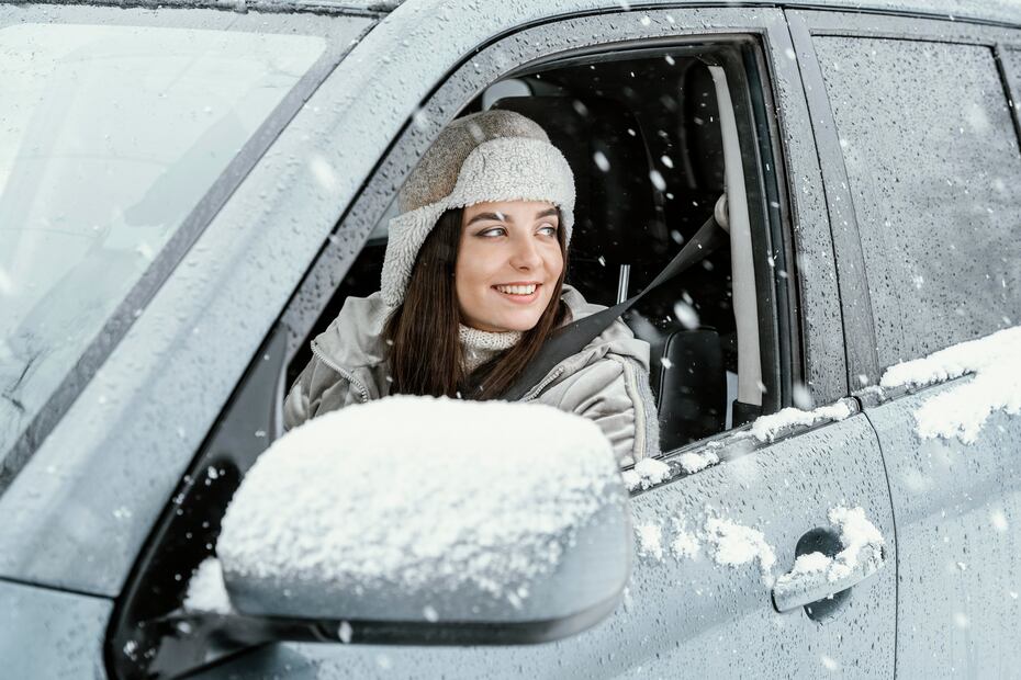 Mantén tu auto en las mejores condiciones durante el invierno. Foto: Freepik