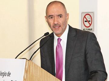 ¿No habrá piso en el túnel de L12?