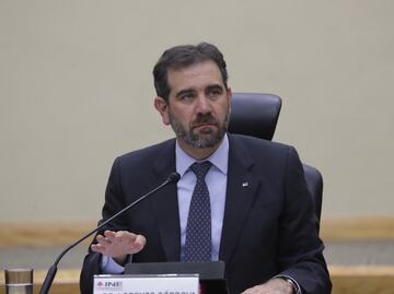Ella es una influencer y cobra por ser influencer: Lorenzo Córdova sobre Mariana Rodríguez