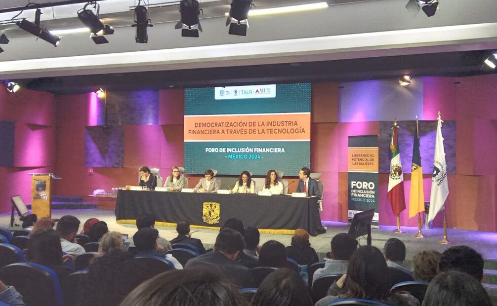 Autoridades reconocen retos de inclusión de mujeres al sistema financiero, 12 de noviembre de 2024. Foto: Especial