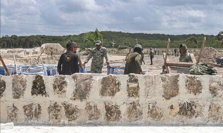 FOTOS: Sedena reubica 12 monumentos arqueológicos que conforman el complejo Los Monjes en Campeche