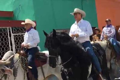 Arma “El Bronco” cabalgata en Montemorelos, Nuevo León