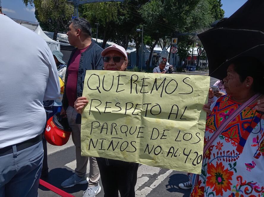 Los vecinos denuncian que, además del consumo de cannabis, han presenciado actos de rapiña, riñas, e incluso vandalismo en los alrededores. (Foto: Rafael García/ EL UNIVERSAL)